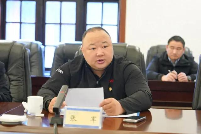 看了张军被带走，才明白林丹当年的选择有多么英明！|羽毛球|中国奥运代表团|中国羽毛球协会|悉尼奥运会|高崚_新浪体育_新浪新闻